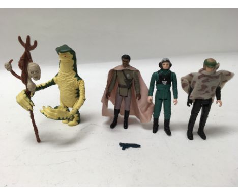 A collection of 4 vintage Star Wars figures all from the infamous â€œlast 17â€ range released as the line began to lose popul