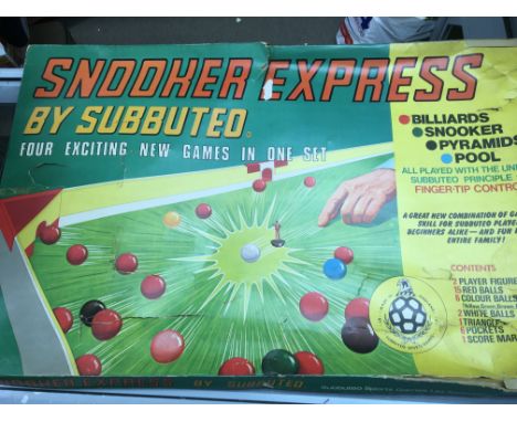A boxed Subbuteo Snooker Express ( box has some damage ).