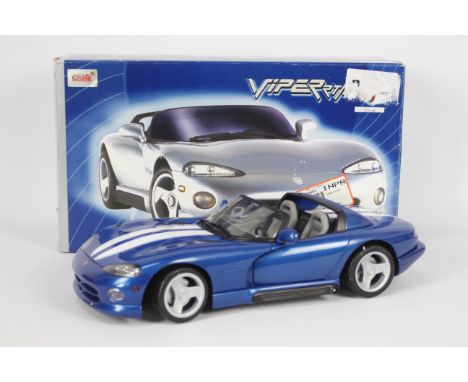 Anson - A boxed Limited Edition 1:12 scale Dodge Viper RT/10 by Anson. The large model in blue is one of a Limited Edition ru