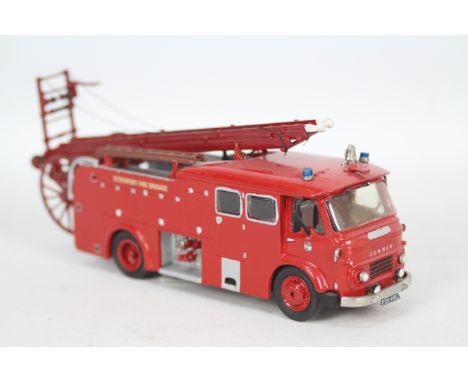 Fire Brigade Models -  A resin and white metal Commer Pump Escape in Stockport Fire Brigade livery in 1:48 scale. #FBM76E. Th