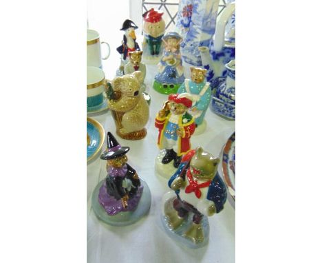 A collection of Wade ceramic figures including three examples from the Nursery Rhyme Collection - Little Miss Muffet, Humpty 