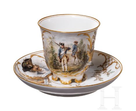 KPM-Tasse und -Untertasse zum Infanterie-Regiment Nr. 15 (Garde), um 1900  Weißes, glasiertes Porzellan, handbemalt, feiner n