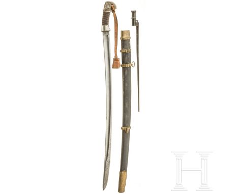 Schaschka M 1927, Sowjetunion, datiert 1937  Beidseitig gekehlte Rückenklinge, auf der Fehlschärfe kyrillische Abnahmemarke u