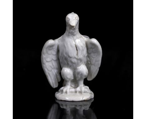 A DOCHA CERAMIC EAGLE 6.5cm high