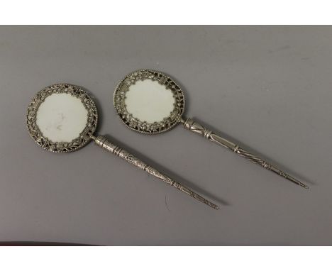 A PAIR OF CHINESE SILVER HAND SCREEN.