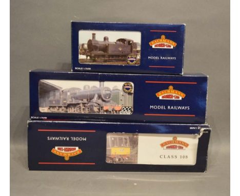 A Bachmann OO Gauge Class 108 Set number 32-900A, together with two other similar locomotives number 32-826 and 32-225V 