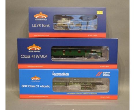 A Bachmann OO Gauge National Railway Museum GNR Class C1 Atlantic Locomotive 31-760NRM within original box, together with two