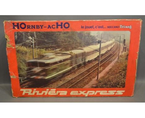 A Hornby-Acho Model Train Set Riviera Express within original box, reference number 6107 