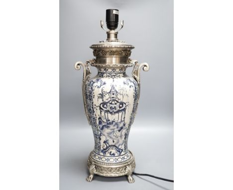 A blue and white chinoiserie and metal-mounted table lamp, 52cm