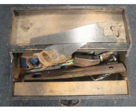A 20th century pine joiner's tool box containing hand tools