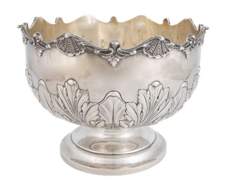 An Edwardian silver rose bowl,by Harrison Brothers &amp; Howson, London 1907,circular form with embossed acanthus leaf decora