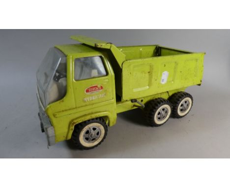 A Vintage Tonka Hydraulic Tipping Truck, 34cm Long 