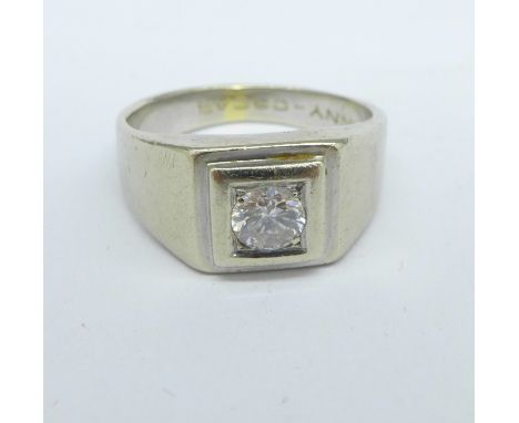 A white metal set diamond ring, 7.5g, K