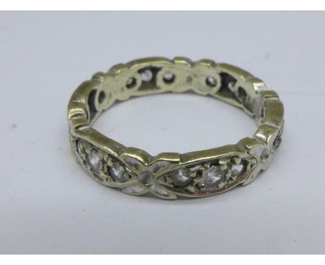 A 9ct gold ring, 3.2g, M, lacking one stone