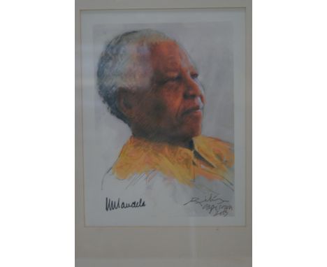 Harold Riley lithograph print of Nelson Mandela signed in felt tip by Nelson Mandela dated 2005. 21 x 15 cm without frame 