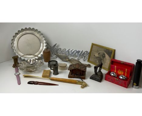 Horse Head Shoe Horn, Chinese Balls and Vintage Kitchen Ware etc 