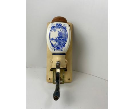 De Ve Coffee Grinder 