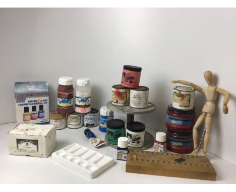 Potters Wheel, Mannequin and Art Supplies 