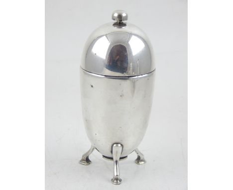 An Art Deco silver plated Elkington sugar drencher, 1934, raised on tripod feet. H. 14cm