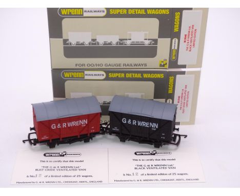 OO GAUGE - WRENN RAILWAYS P6 WAGONS - W5546 THE BLACK VENTILATED VAN G&amp;R WRENN LIMITED and W5548 THE RUST OXIDE VENTILATE