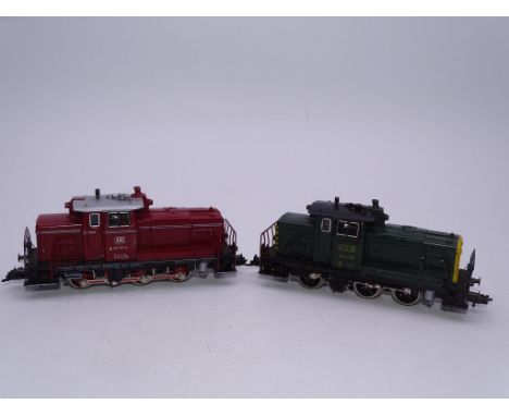 HO GAUGE - A pair of FLEISCHMANN European Diesel shunting locos as lotted - G/VG unboxed (2)