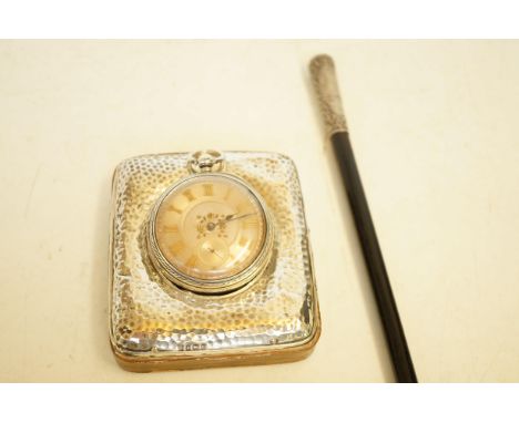 Victorian Silver Gentlemans’ Lot Item 1 - Sterling silver topped cane, ebonised wood. Birmingham 1898. Item 2 – Large sterlin