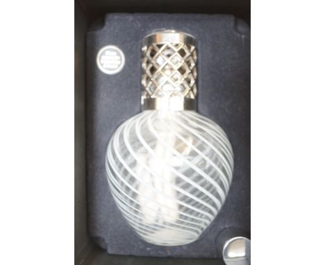Ashleigh & Burwood fragrance lamp with original box 
