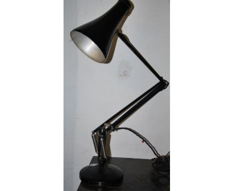A vintage retro 20th century Herbert Terry Anglepoise desk work lamp. Having a conical shade with aoriginal black finish.