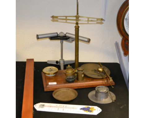A mixed lot to include a vintage stick thermometer / barometer case, binoscope, barometer, inkwell and a vintage W+T Avery ba