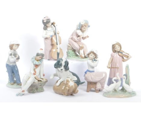 A collection of eight late 20th century Spanish Nao for Lladro&nbsp;porcelain china tableware figurines.&nbsp;To include&nbsp