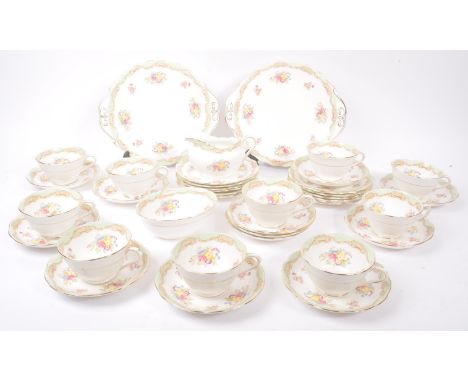 Royal Albert - Early 20th century batwing pattern tea service comprising of teacups, saucers, side plates, milk jug, sugar bo