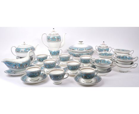 Wedgwood - Turquoise Florentine - A vintage 20th Century Wedgwood bone china tea and coffee service in the Florentine pattern