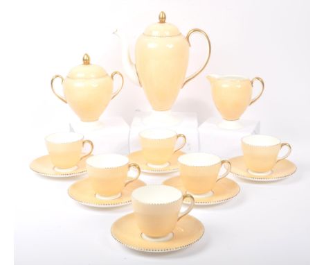 Louise Powell for Wedgwood - An early 20th century circa 1930s Wedgwood 'April' pattern tea service, designed by Louise Powel