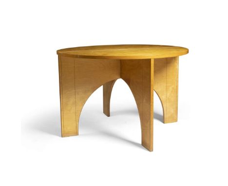 GERALD SUMMERS (BRITISH 1899-1967) FOR MAKERS OF SIMPLE FURNITURE FRINTON PARK FOLDING TABLE, DESIGNED c.1935 birch plywood 7