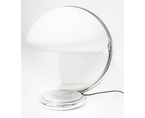 Martinelli. Designed by Elio Marinelli, Cobra model. Chrome metal structure. Table lamp. Perspex diffuser. Wear and tear  