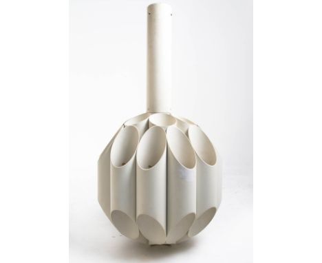 Fontana Arte, designed by Gianni Celada, Carciofo model. White lacquered aluminum chandelier. H cm 100x50. Defect on the tige