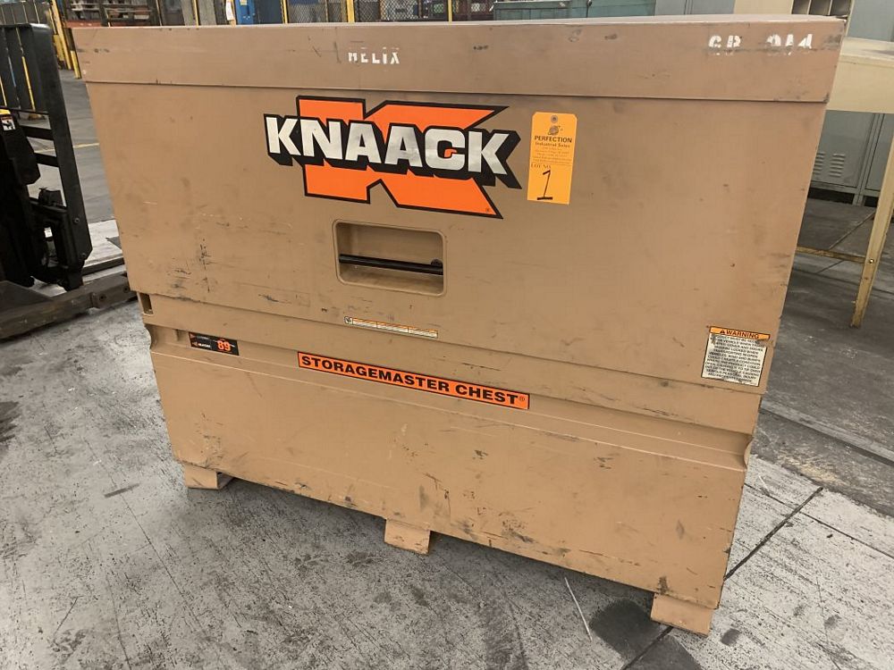 KNAACK 89 Gang Box, s/n 1331913084 (Location G61)