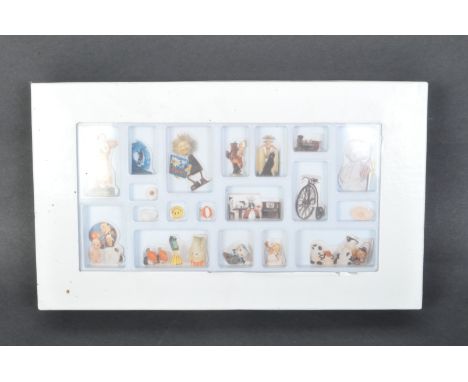 Brian Wilson presents Smile - Special Edition CD. Comes with booklet and presentation box. Presentation box has cut out figur