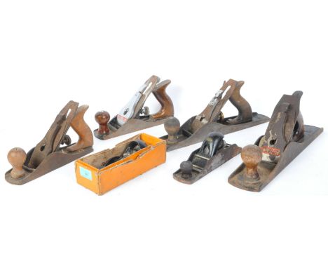 A collection of vintage carpentry wood work block plane tools. With various manufactures; Stanley No. 220 - 130 - Bailey - , 