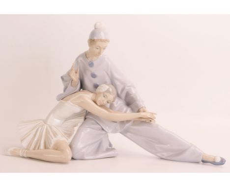 A Lladro figure group of ballet dancers, H: 24 cm. 