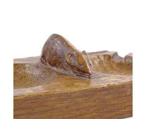 Robert Mouseman Thompson, oak 2-section ashtray, mid-20th century, length 15cm 