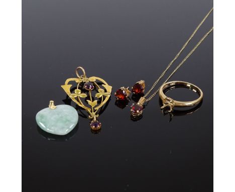 Various gold jewellery, including Edwardian Art Nouveau pendant and 9ct ring mount, 9.5g totalCondition Report: Lot sold as s