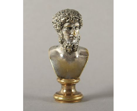 PETSCHAFT, wohl Commodus, Bronze, versilbert, H 7,5, Monogramm "M"
