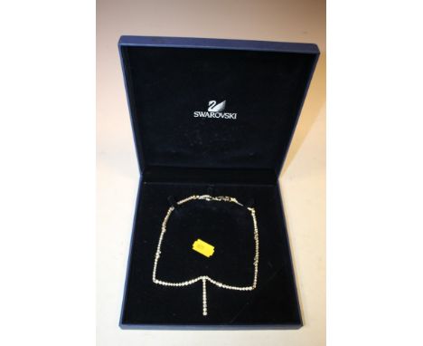 A BOXED SWAROVSKI CRYSTAL NECKLACE 