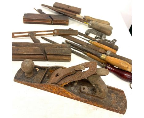 Selection of vintage and later tools 