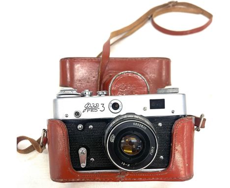 Vintage fed 3 camera 6815505 in Original case 