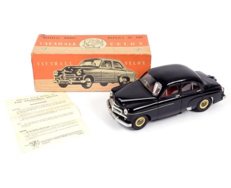 VICTORY INDUSTRIES VAUXHALL VELOX MODEL 1/18 SCALE, BOXED