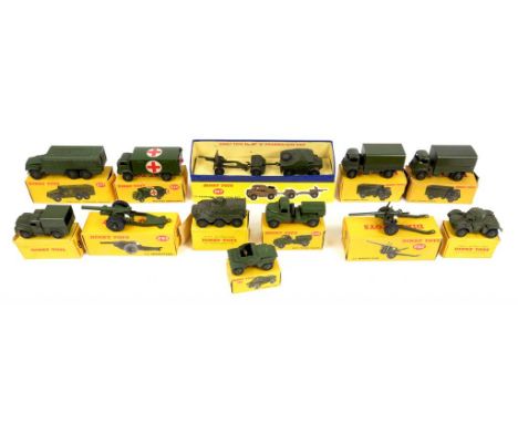 DINKY TOYS A GROUP OF BOXED MILITARY VEHICLES COMPRISING 626 MILITARY AMBULANCE, 697  25 POUNDER FIELD GUN SET, 693 7.2 HOWIT