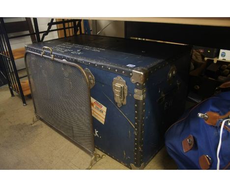 A trunk and a spark guard