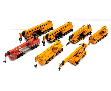NZG 1:50 Scale Unboxed Crane Group, conditions generally appear to be Good to Good Plus. See photo.